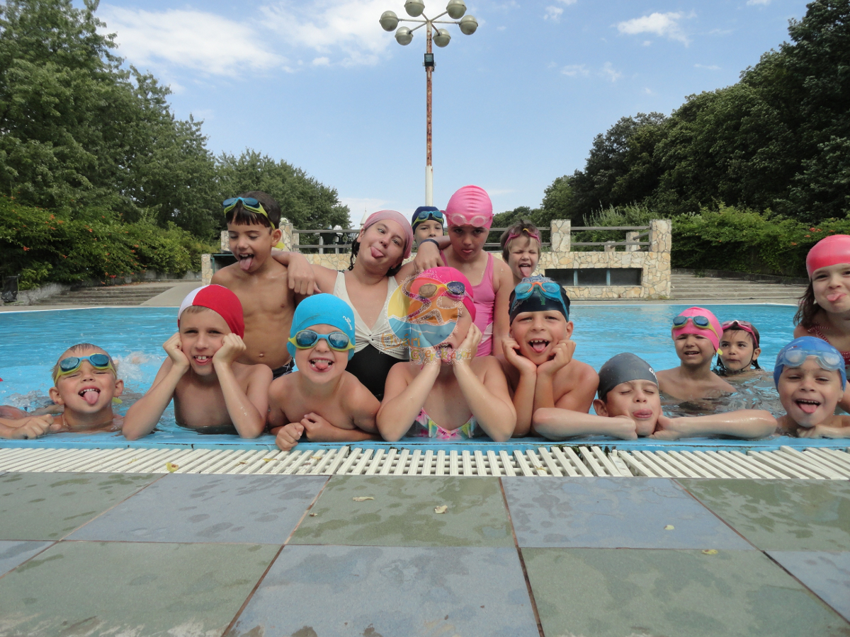 Úszásoktatást mindenkinek - Happy Summer Nyári Gyerektábor
